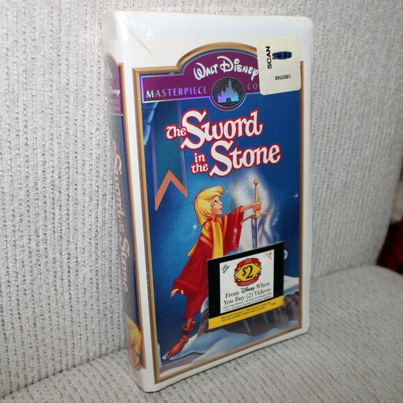 3/$55❤️Walt Disney Masterpiece Collection The Sword In The Stone Clamshell VHS - Picture 5 of 5